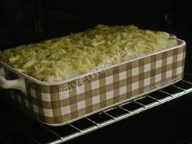 Fırında Beşamel Soslu Kıymalı Makarna